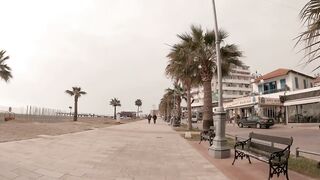Larnaca, Finikoudes Beach и Марина: вечерняя рыбалка у мола