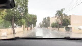 Кипр, Ladies Mile Beach, дождь и рыбалка у мола