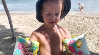 Кипр, Ladies Mile Beach, дождь и рыбалка у мола