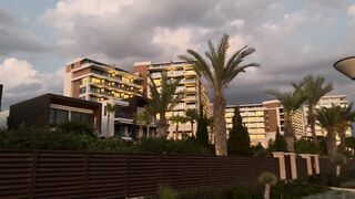 Пиргос, Ladies Mile Beach: штиль, волна и вечерняя рыбалка у косы