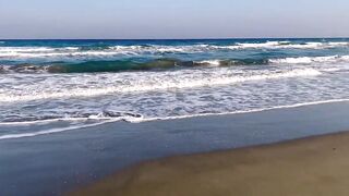 Ladies Mile, Limassol - длинная коса и рыбалка по кромке прибоя