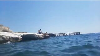 Governors Beach, Cyprus - серый песок, белые скалы и рыбалка