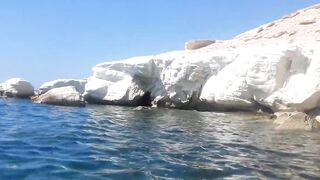 Governors Beach, Cyprus — серые скалы, глубины и береговая рыбалка