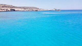 Cape Greco, Cyprus — Blue Lagoon: катер, рифы и клев по краю
