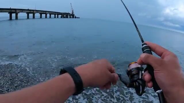 Микроджиг с берега в Алахадзы пока не начался дождь