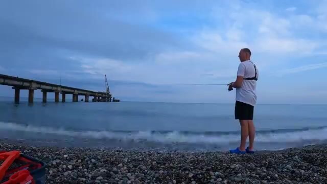 Микроджиг с берега в Алахадзы пока не начался дождь