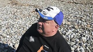 Первая в жизни каракатица Марко на береговой рыбалке в Палермо