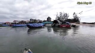 Ловля без насадки на 16 крючков в солоноватой воде Лангко