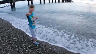 Утренний ласкирь на силикон между сваями в Алахадзы