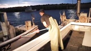 Стоунхейвен: предпоследний день сезона лобстеров на Salty Dog