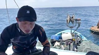 Подводная охота у буев на севере бухты Ванфонг