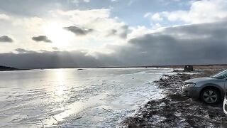 Первая подледная корюшка и обед в палатке на озере Буссе