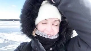 Первая подледная корюшка и обед в палатке на озере Буссе