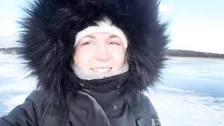 Первая подледная корюшка и обед в палатке на озере Буссе