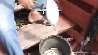 Рыбалка с лодки в Суринаме и необычная рыба с зубами