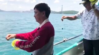 Морская прогулка и ручная ловля у острова Биньба в Камрани