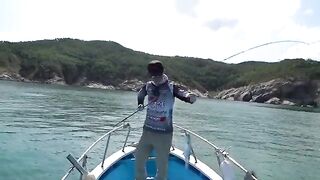 Полдня на лодке за пелагической скумбрией в прибрежных водах Вэйхая
