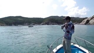 Полдня на лодке за пелагической скумбрией в прибрежных водах Вэйхая