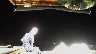 Ночная ловля с лодки на оснастку с пером у Виньхи