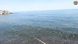 Два лосося на тонкую снасть с разогнутым крючком в Трабзоне