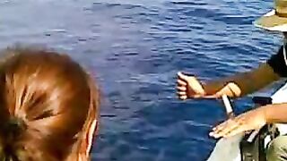 Стая морских хищников подошла к лодке у Закинфа и мы вместе вываживали