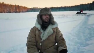 Первое знакомство с зимней рыбалкой в Архангельской области