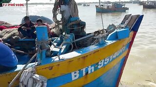 Лаги, Вьетнам: возвращение рыбацкого флота и свой морской день