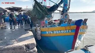 Лаги, Вьетнам: возвращение рыбацкого флота и свой морской день