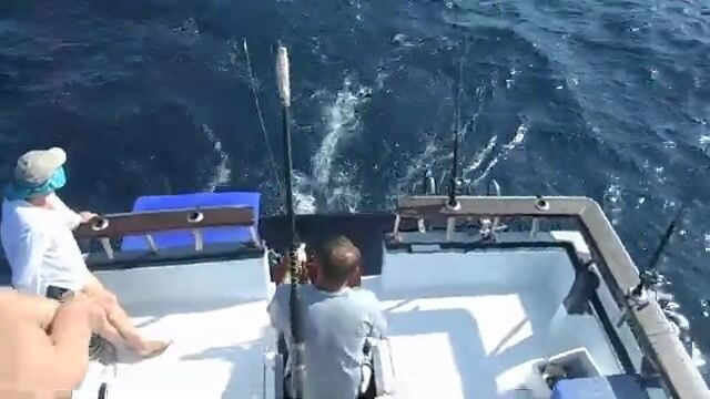 Троллинг у Пхукета: короткий эпизод морской рыбалки на тунца