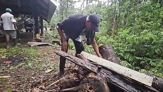 Дождь над лесным лагерем и рыбалка на ручье в Суринаме
