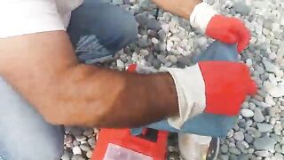 Сарпи, Грузия: рыбалка с сыном на тирольскую палочку у скал