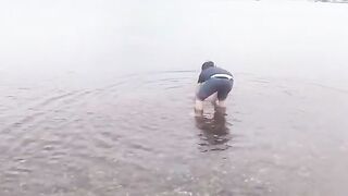 Заброс сети у берега Гюмюшлюка на полуострове Бодрум