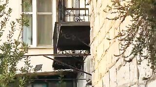 Семейное утро с удочками у пирса в хорватской Пуле