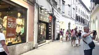 Семейное утро с удочками у пирса в хорватской Пуле