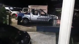 Небольшой лесной водоем по дороге на восток Суринама
