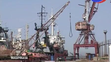 История рыбного порта Махачкалы: старые причалы, каспийская килька и разговор о будущем гавани