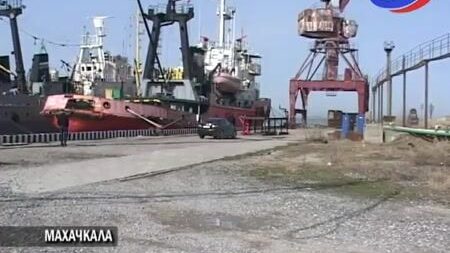 История рыбного порта Махачкалы: старые причалы, каспийская килька и разговор о будущем гавани