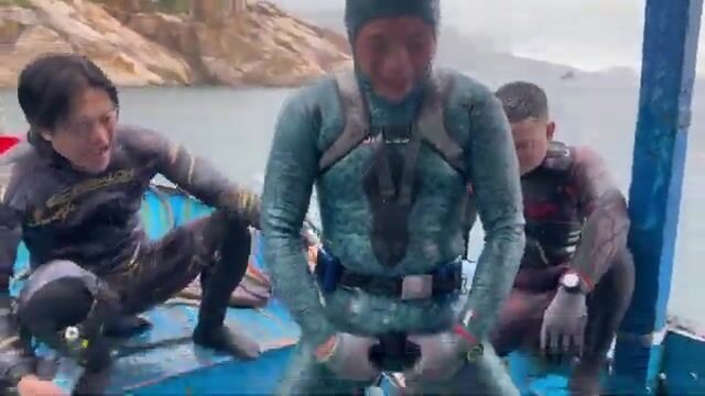 Два дня подводной охоты в бухте Ванфонг: Дамон, морская рыба и ужин у берега