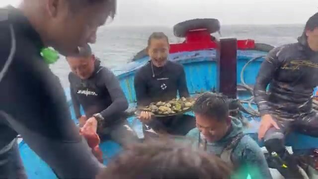 Два дня подводной охоты в бухте Ванфонг: Дамон, морская рыба и ужин у берега