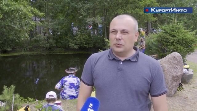 День рыбака в Смолячково под Петербургом: соревнование на пруду и праздник местной ухи