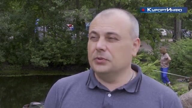 День рыбака в Смолячково под Петербургом: соревнование на пруду и праздник местной ухи