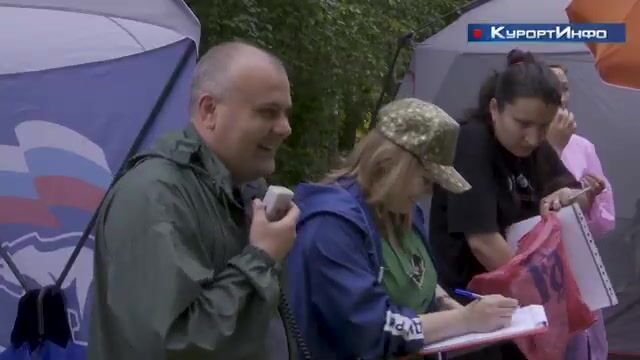 День рыбака в Смолячково под Петербургом: соревнование на пруду и праздник местной ухи