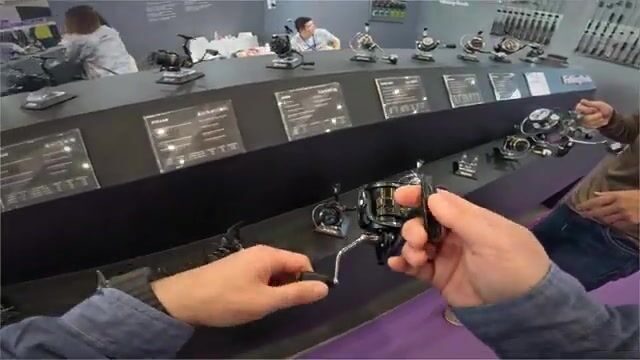 Рыболовная выставка и фабрика приманок в Вэйхае: катушки, джиг-головки и производство снастей