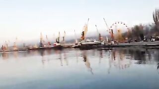 Вечерняя рыбалка у морпорта Феодосии: знакомство с местными