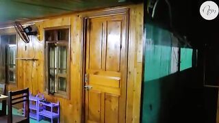 Кальмар на свет у плавучего дома в бухте Ланха