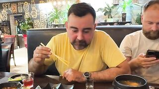 Сахалин: морепродукты у Корсакова, озеро Буссе и обед у воды