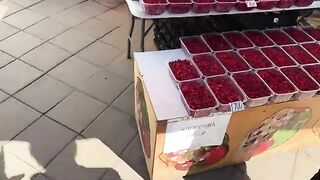 Сахалин: морепродукты у Корсакова, озеро Буссе и обед у воды