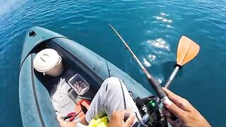 Забытый якорь и рыбалка с каяка у крепости Кызкалеси