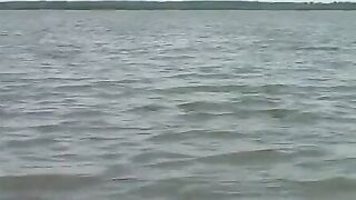 Два дня на лодке среди зарослей озера Тиса: караси и лещи