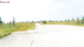 Воскресная рыбалка между туристическими лодками на Туанчау